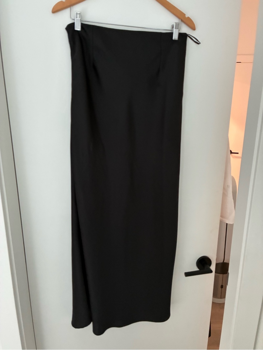 Black Satin Maxi Skirt - Women's Pencil Silhouette - NWOT - Picture 4 of 8